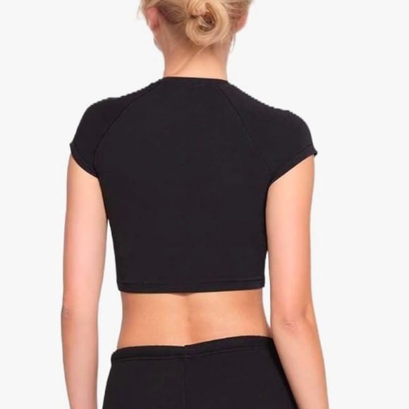 Cotton Crop Tops basic Tee Short Sleeve -Amazon feels just like SKIMS - Picture 3 of 5